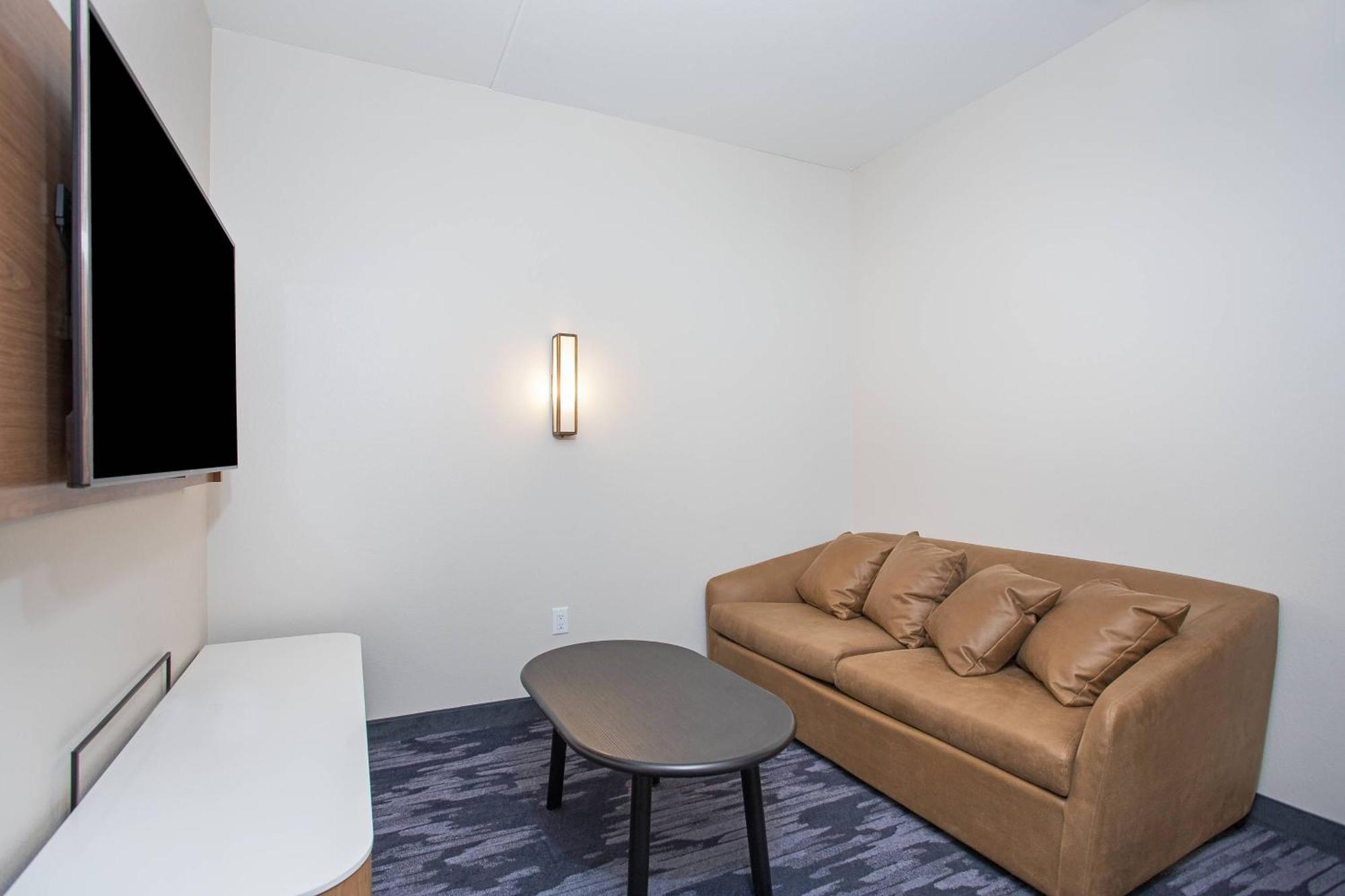 Fairfield Inn & Suites By Marriott Пиджен Фордж Екстериор снимка